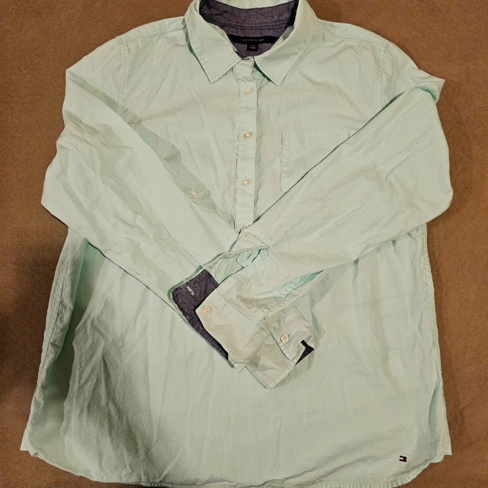 Tommy Hilfiger Long Sleeve Button Down- L